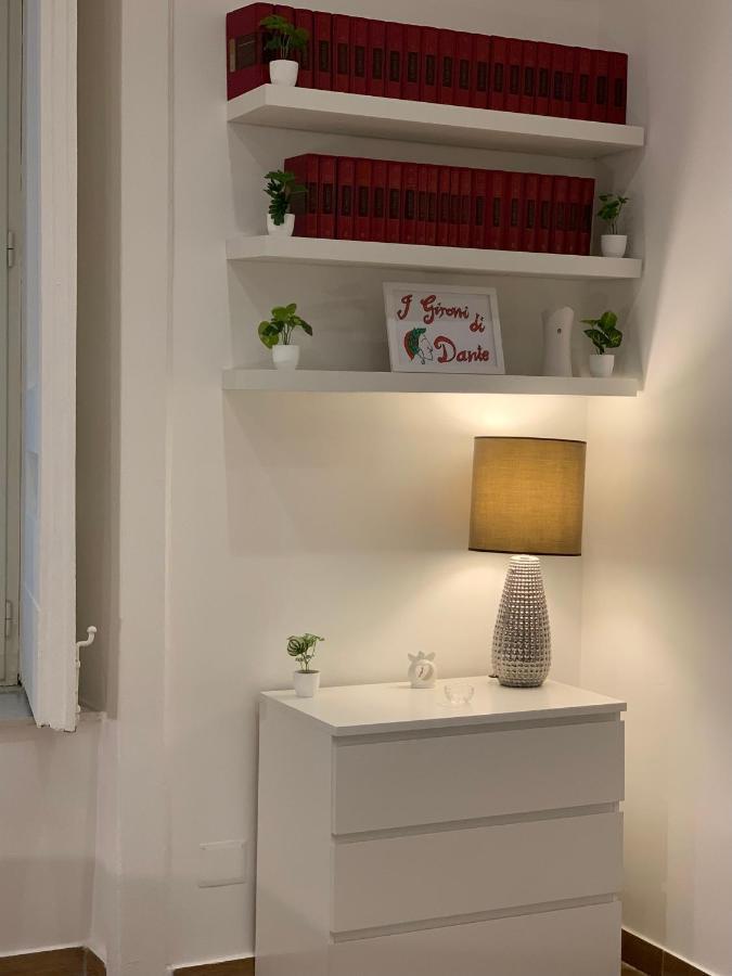 I Gironi Di Dante Appartement Napels Buitenkant foto